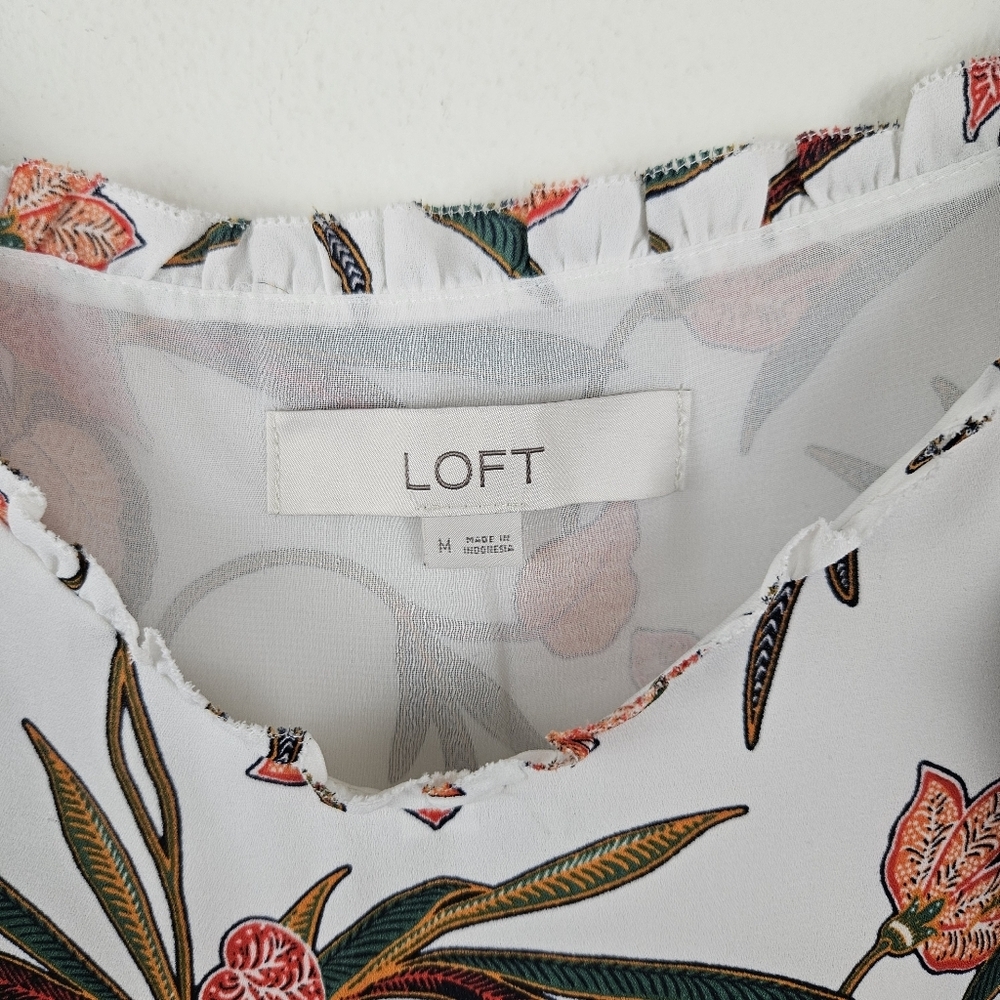 Loft Floral Ruffle Cami Size Medium - Picture 6 of 10
